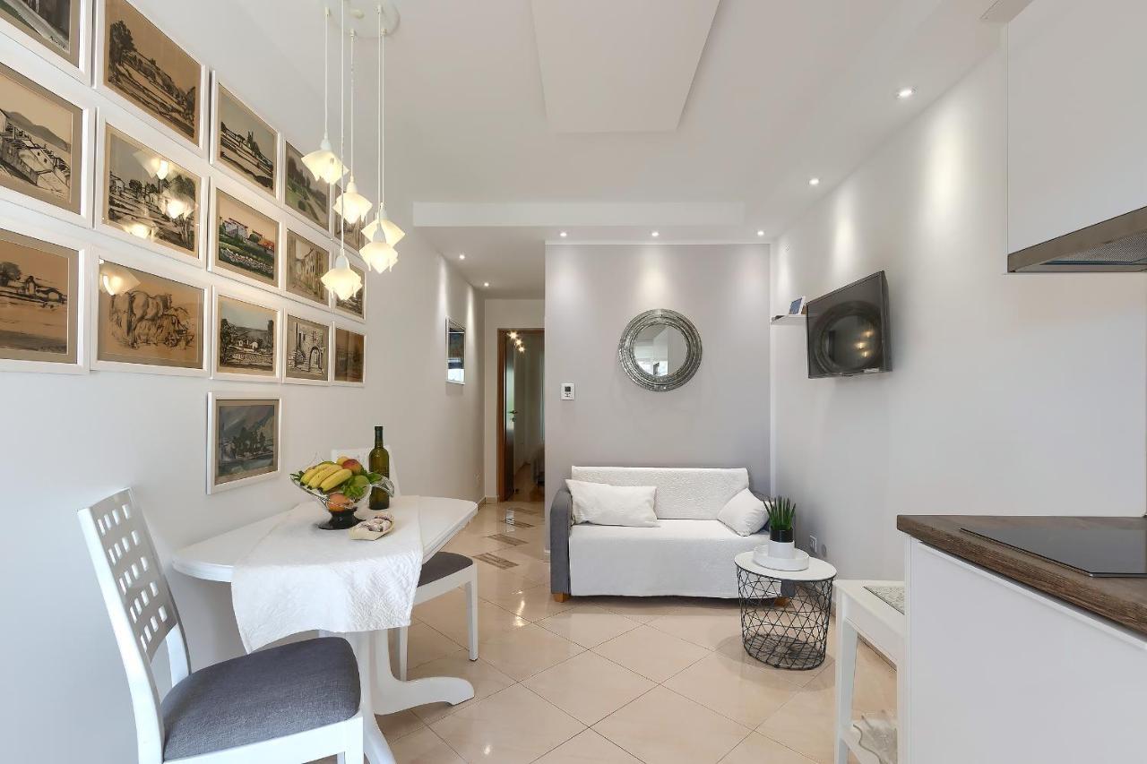 Apartment Palm View II Ровінь Екстер'єр фото