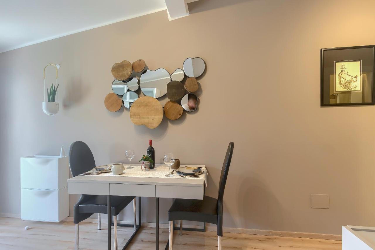 Apartment Palm View II Ровінь Екстер'єр фото